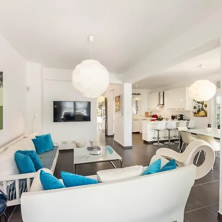 Seaside Narcissos 16 * بروتاراس