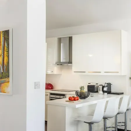 Seaside Narcissos 16 فيلة *