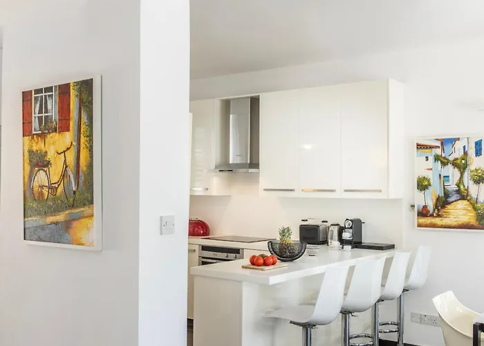 Seaside Narcissos 16 ヴィラ *