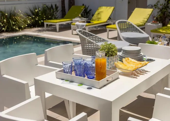 Villa Seaside Narcissos 16 *