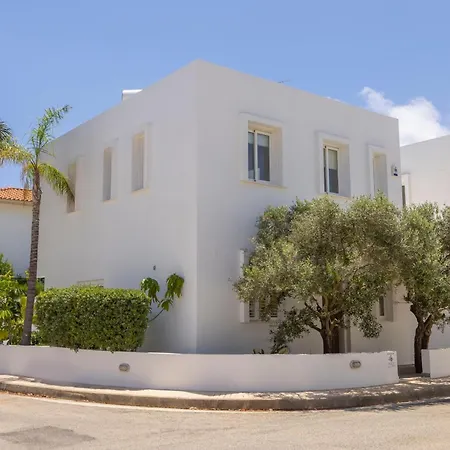 Seaside Narcissos 16 * Πρωταράς